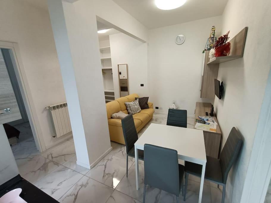 La Casa Di Lila - Appartamento Con Ingresso Indipendente E Spazio Esterno Ραπάλο Εξωτερικό φωτογραφία