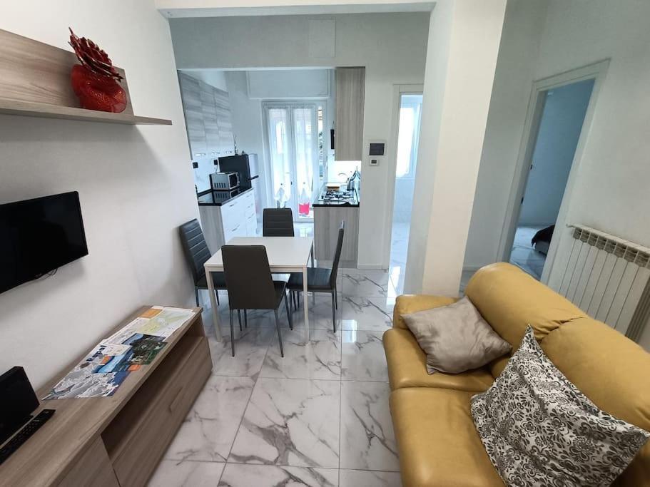 La Casa Di Lila - Appartamento Con Ingresso Indipendente E Spazio Esterno Ραπάλο Εξωτερικό φωτογραφία